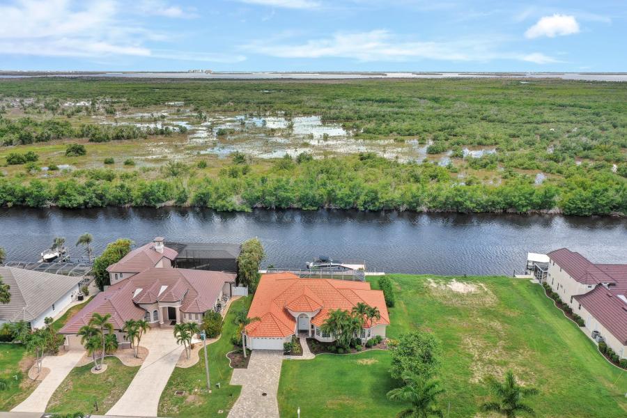2624 El Dorado Pkwy W, Cape Coral, FL 33914 (41)